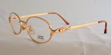 Heart shaped face - you need ovalprescription glasses